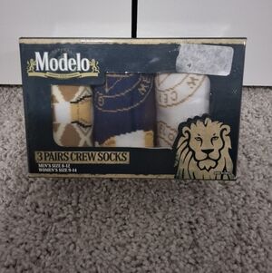 Modelo 3 Pair Pack Crew Socks, Men Size 8-12, Women Size 9-14, New w/o Tag